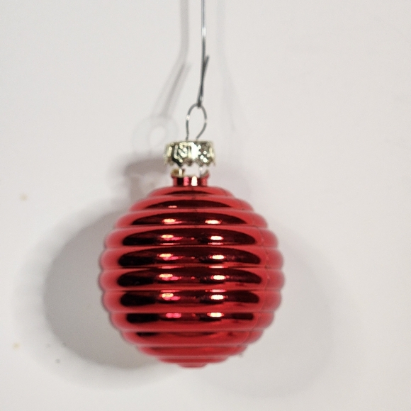 Tonsil christmas Bough Ornament and Ruffle Bough Ornament - Picture 2 of 5